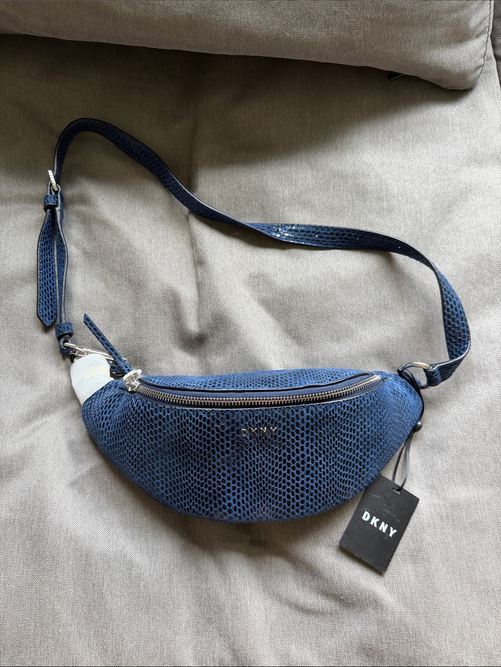 DKNY Navy Textured Leather Crossbody Belt Bag NWT - Picture 2 of 5